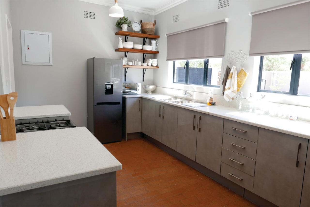 Waterside Cottages & Villas - Self Catering กาโบโรเน ภายนอก รูปภาพ